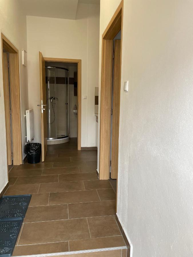 Cetnicka Stanice Hluboka Hluboká nad Vltavou Exteriör bild