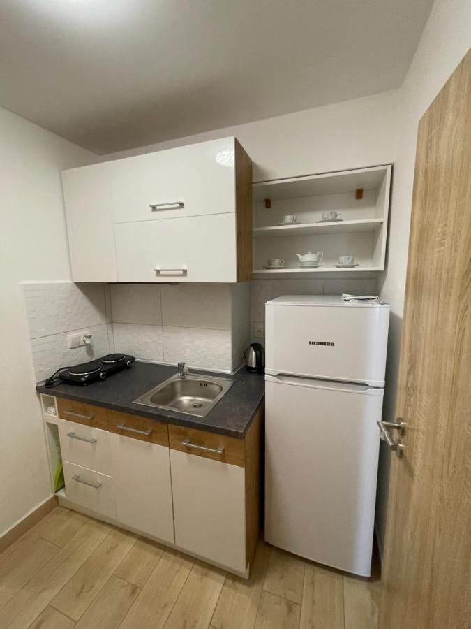 Cetnicka Stanice Hluboka Hluboká nad Vltavou Exteriör bild